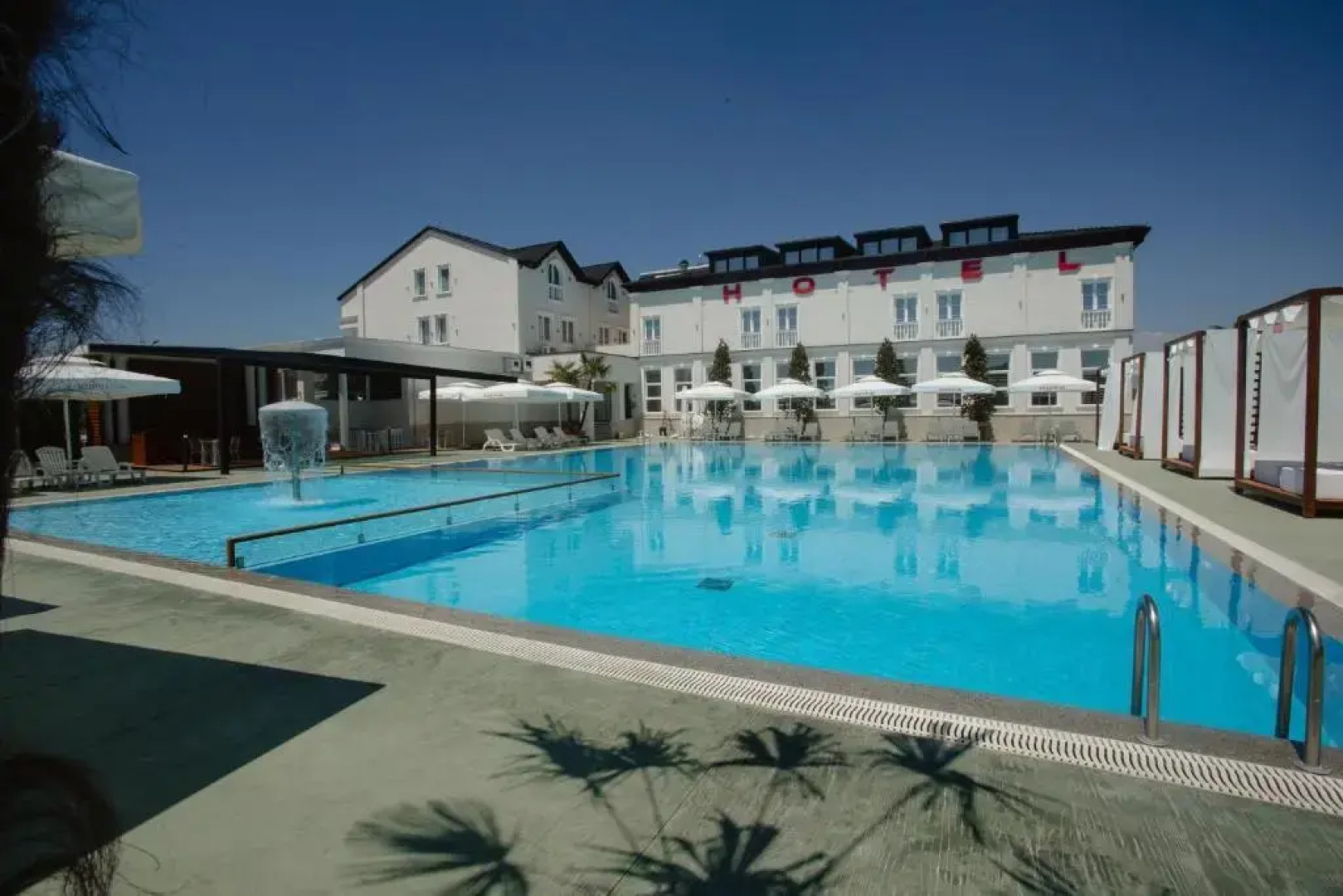 Отель Kompleksi Exalco Al