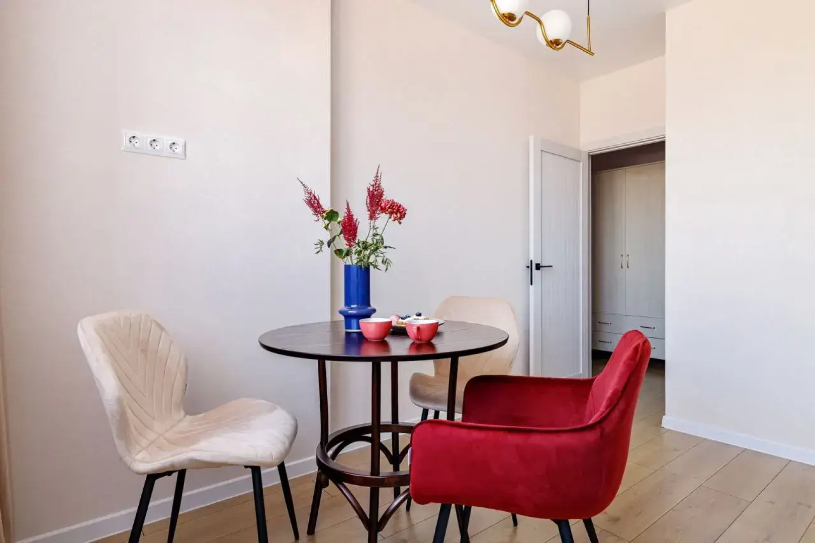 Квартира Пространство на Жириновского 1