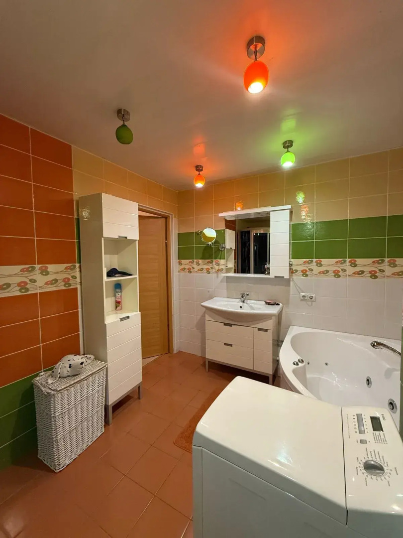 Квартира 2-комнатная ул. Азина 5/1