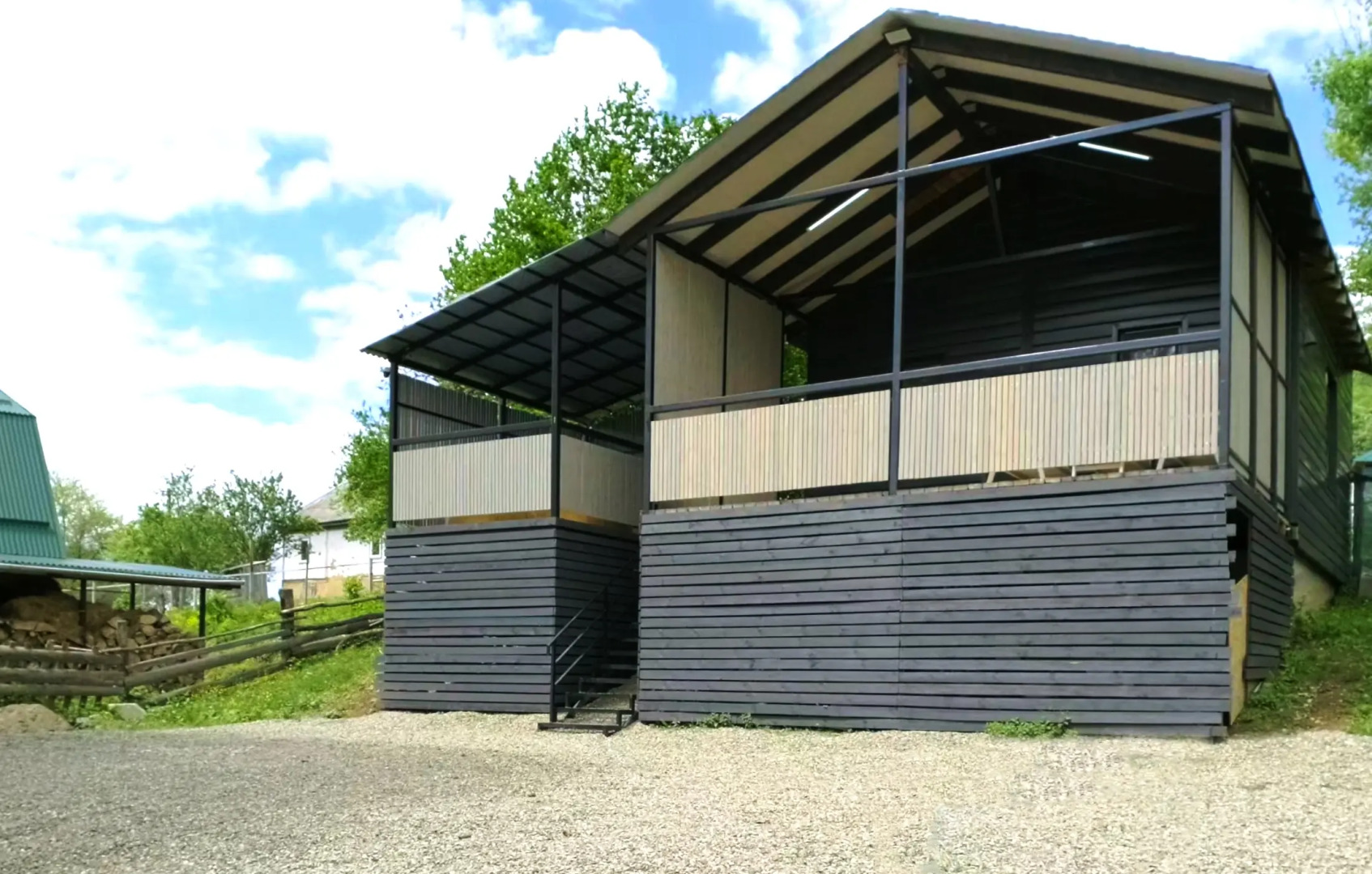 Частный дом Зима Лето