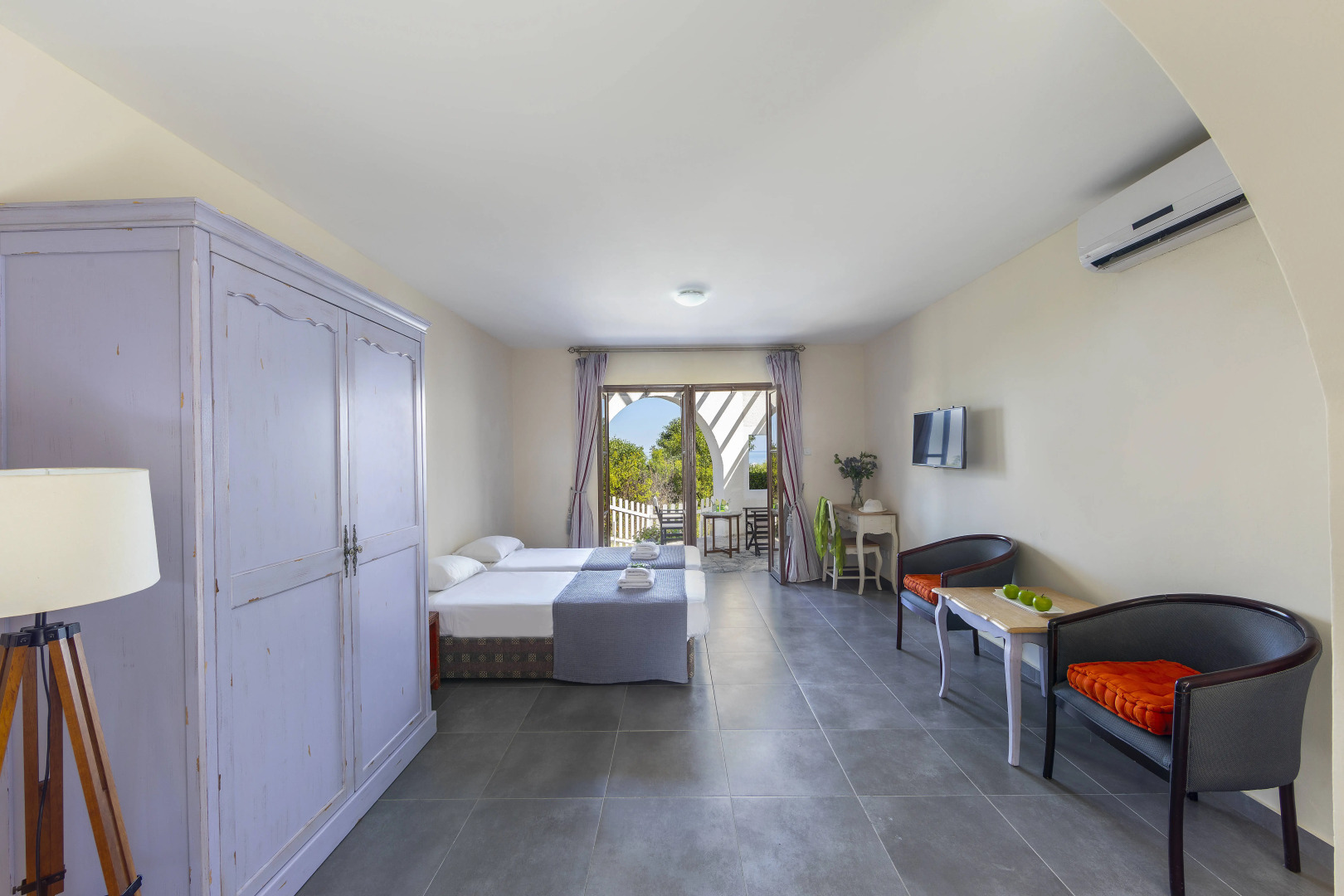 Отель Latchi Family Resort