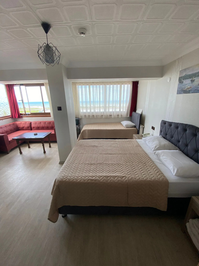 Отель Elit Holiday Hotel