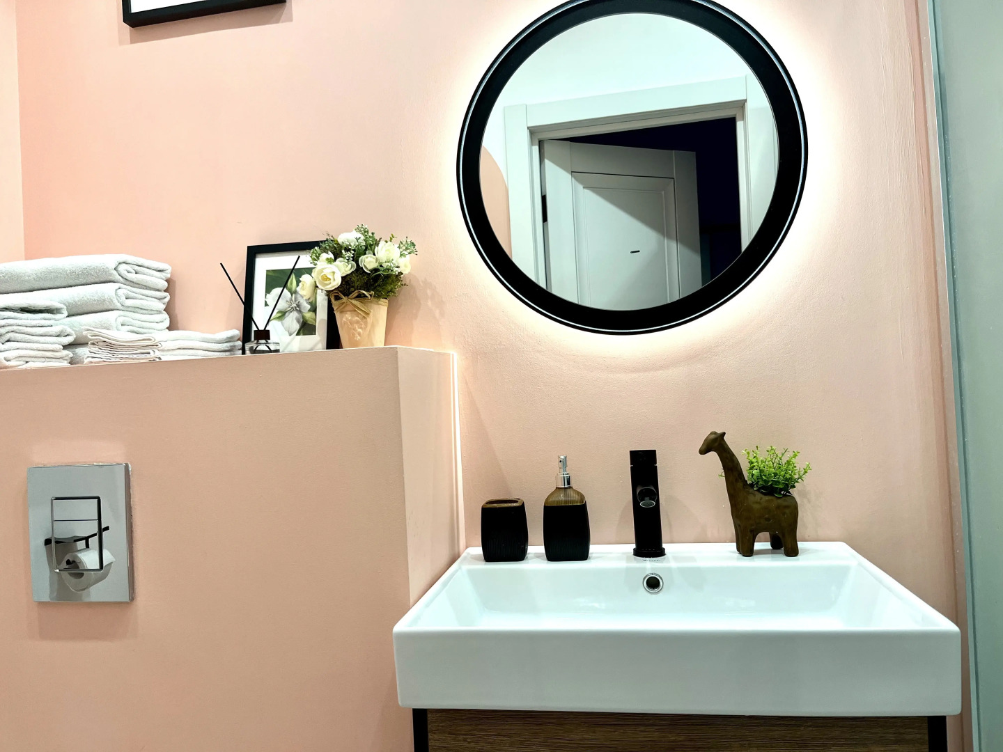 Квартира Ботаника в историческом центре от Wonderapart