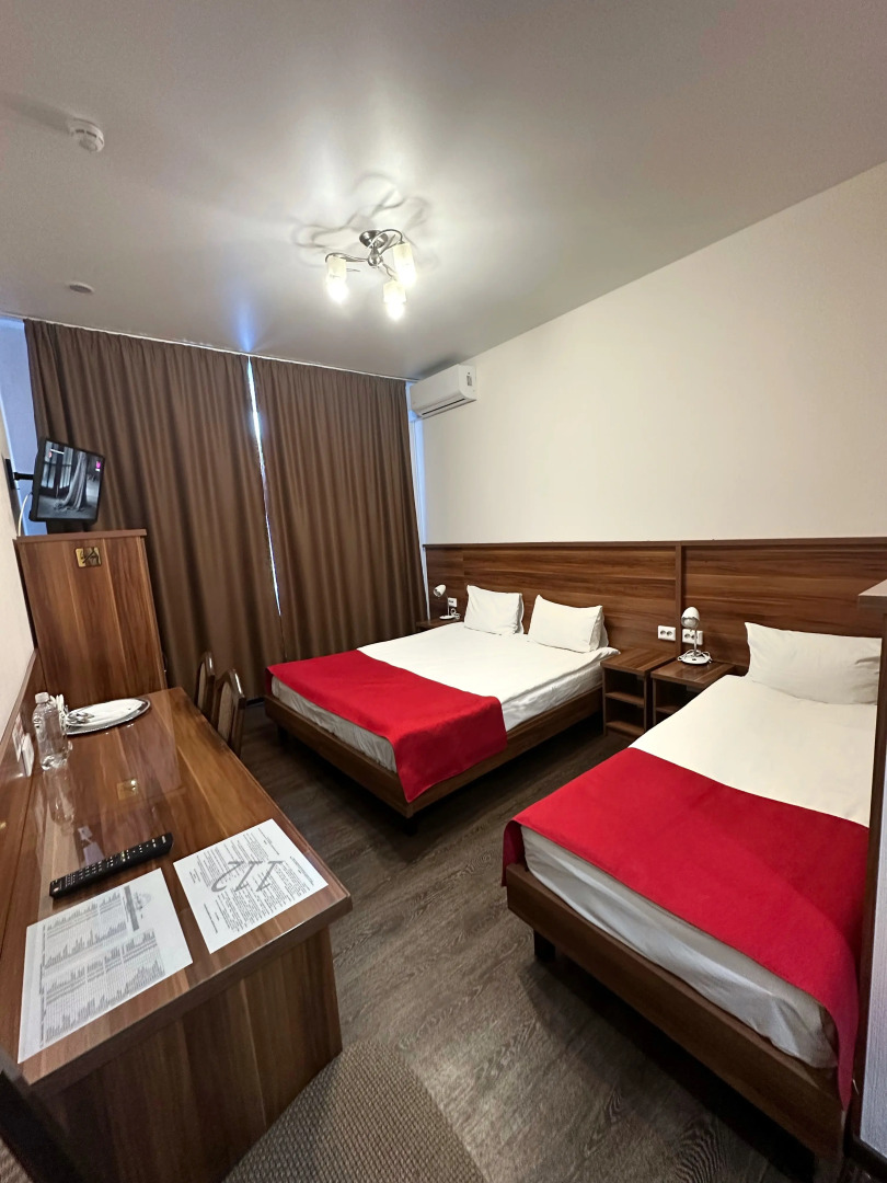 Отель Red Fox на Взлётной 2е