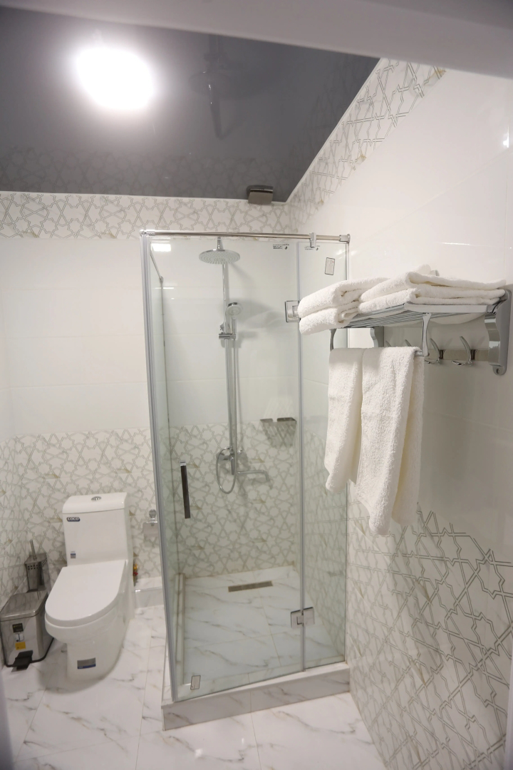 Отель Bibihojar