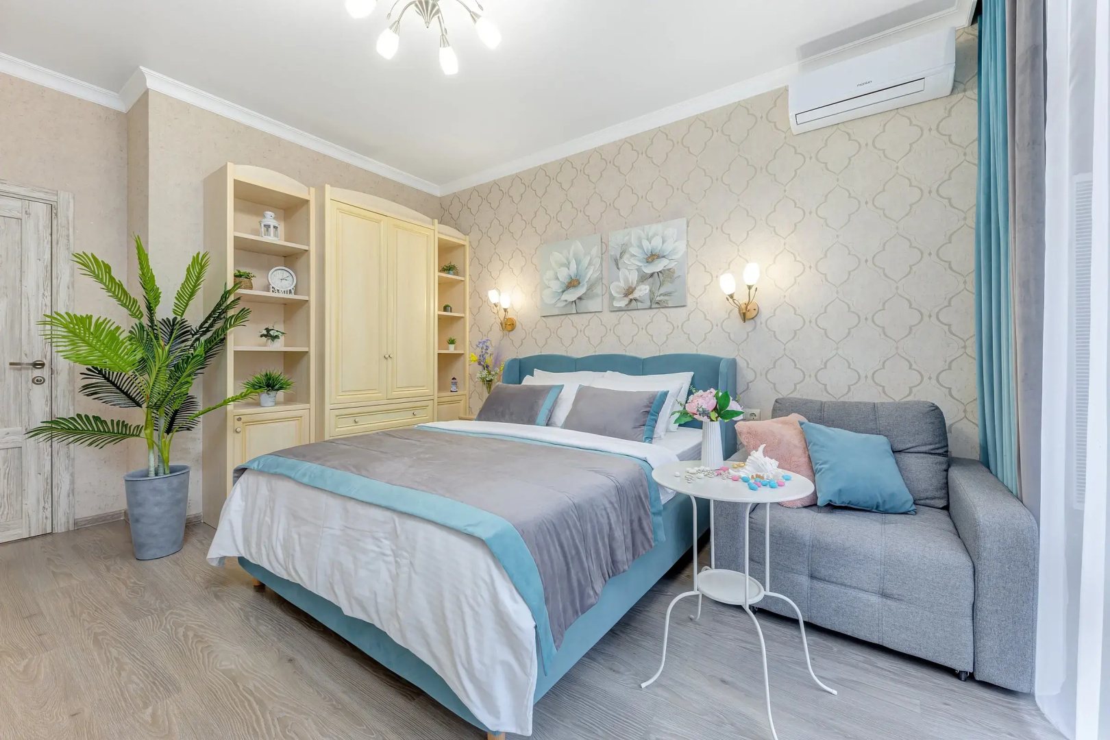 Апартаменты с балконом  Sea Breeze & SPA