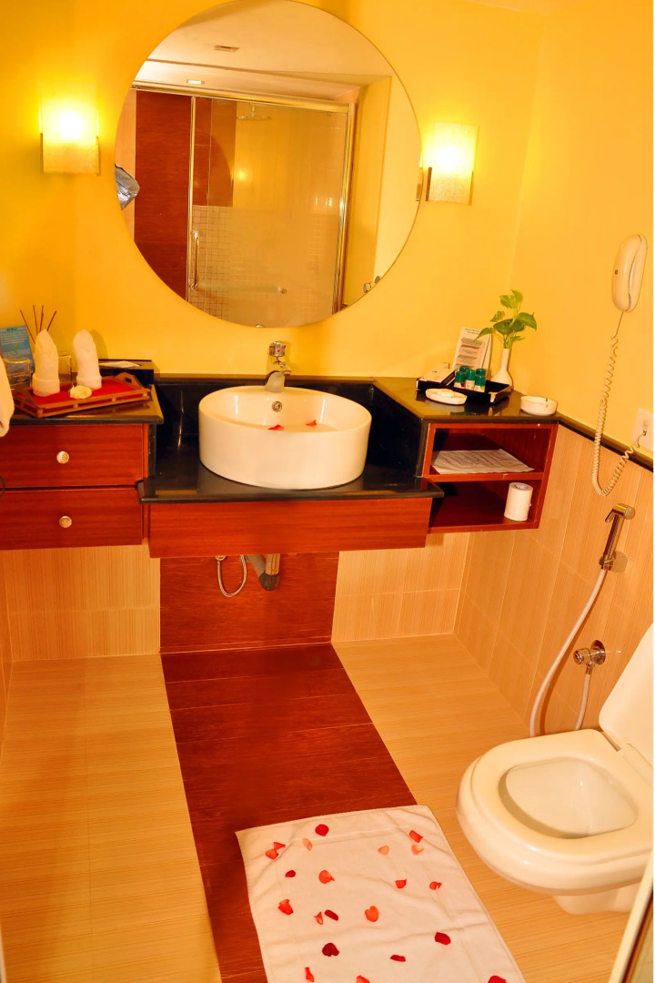 Отель Gokulam Park Sabari OMR