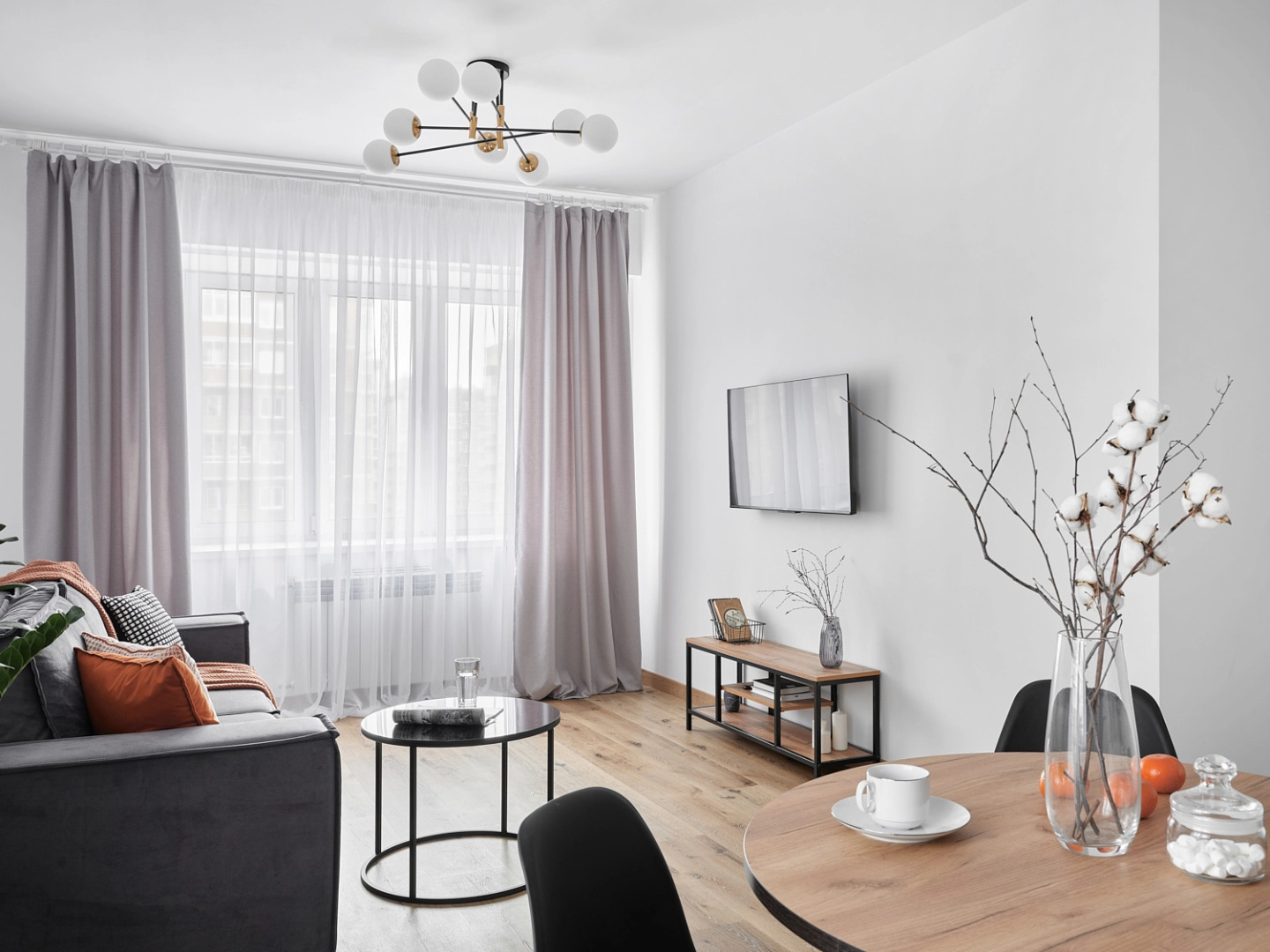 Апартаменты Geometria с Cамостоятельным Заездом