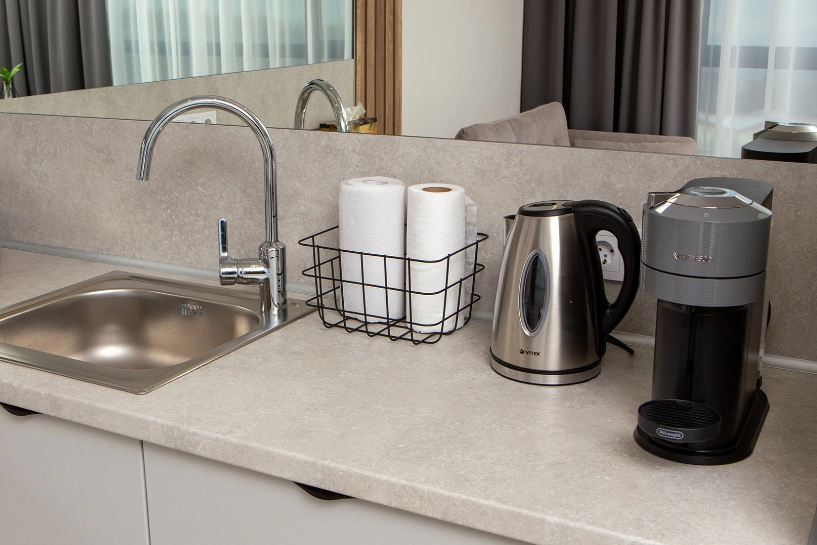 Апартаменты 4Кайф Kristall Apart с видом на море