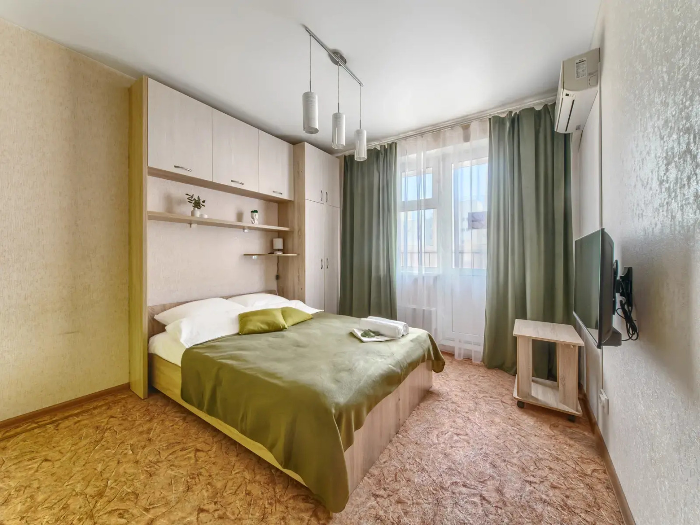 Апартаменты KvartalApartments на Бурнаковская 97