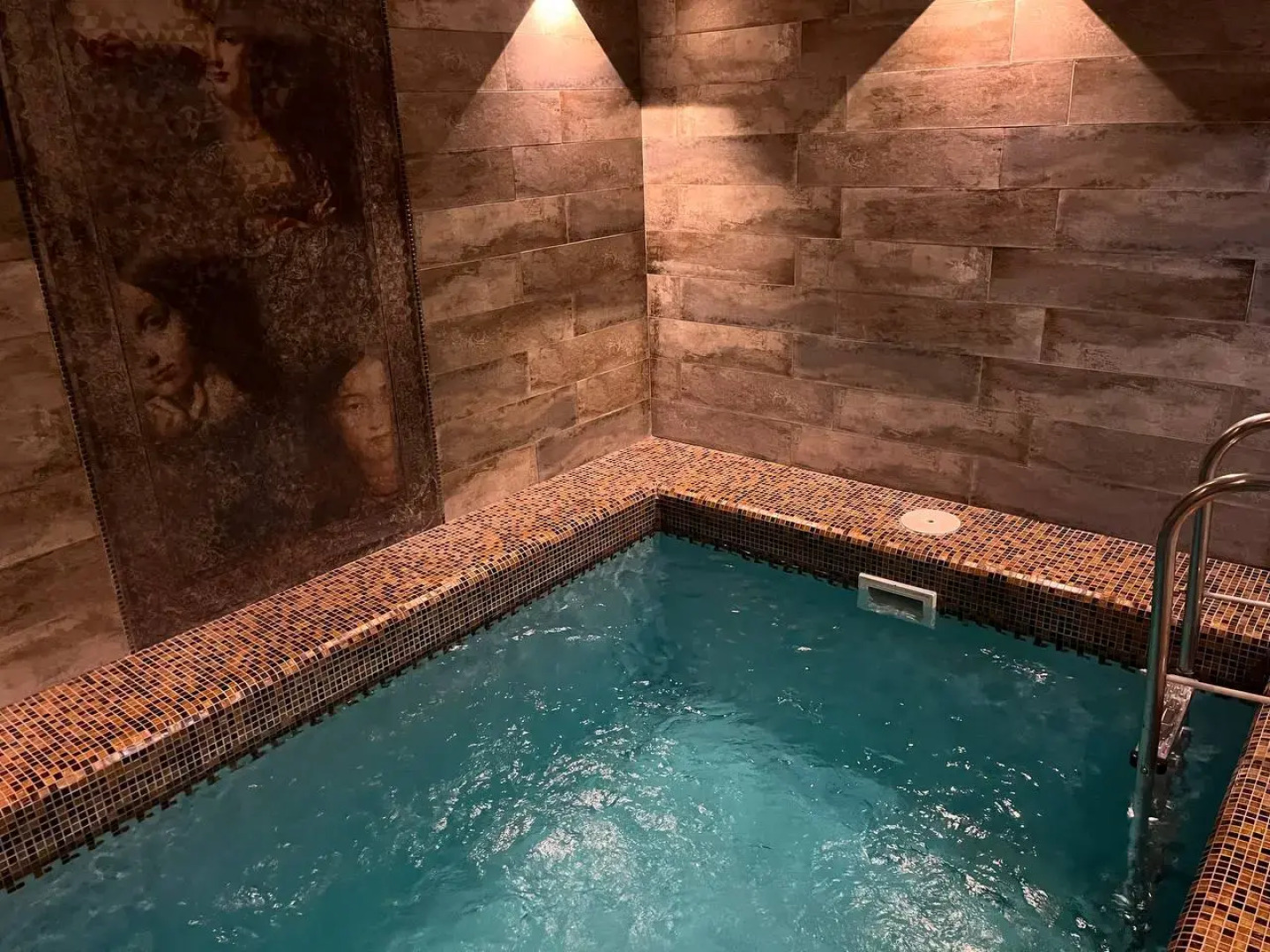 Частный дом БОГЕМА. Дом с сауной, хаммам и бассейном