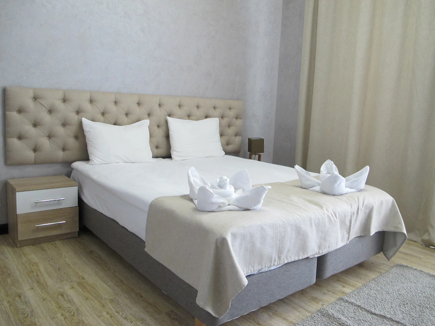 Апартаменты на бульваре Надежд 4/3