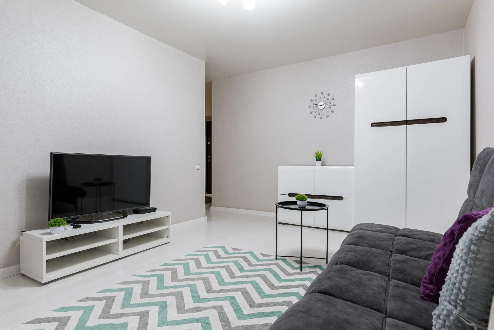 Апартаменты Мельникайте 5