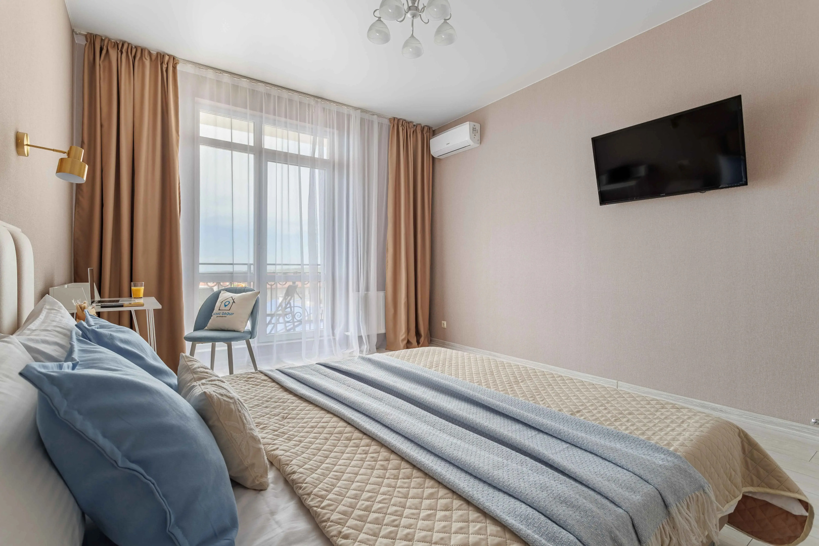 Апартаменты Уютная Квартира с Видом на Море от Home Group apartments