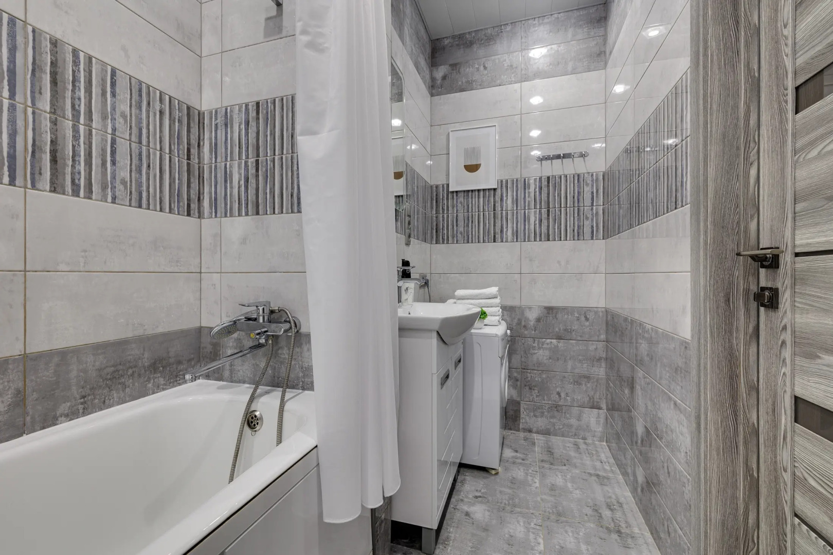 Апартаменты  Happy People рядом с трассой М-4 и в доме с Термы Видное