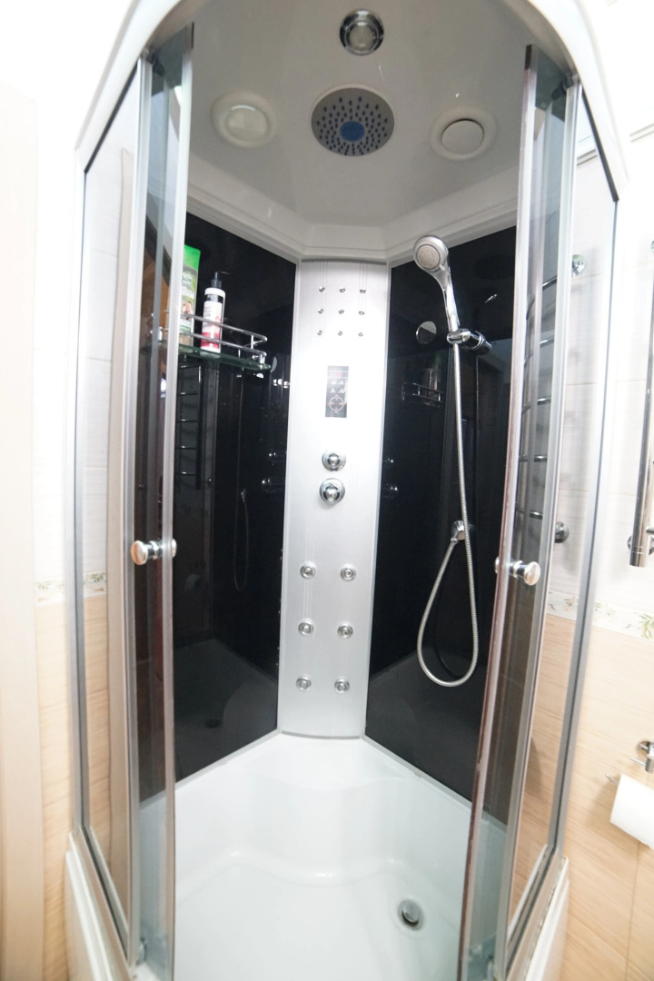 Апартаменты бизнес комфорт. Панорама города  с 26 этажа