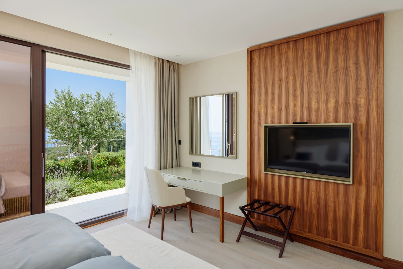 Курортный Отель Ānanti Resort Residences & Beach Club