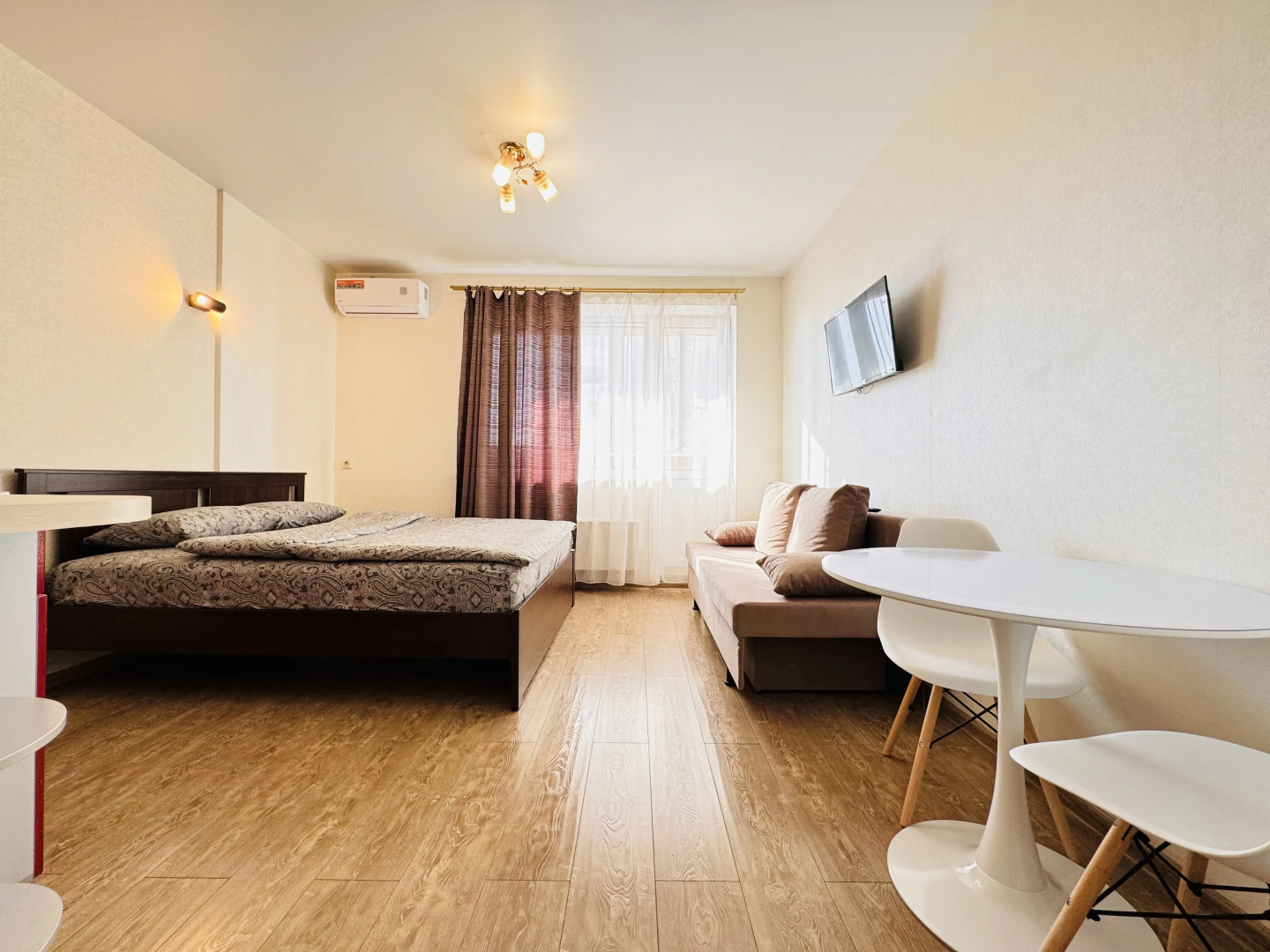 Апартаменты Hugge Place в самом центре [Объект 96]