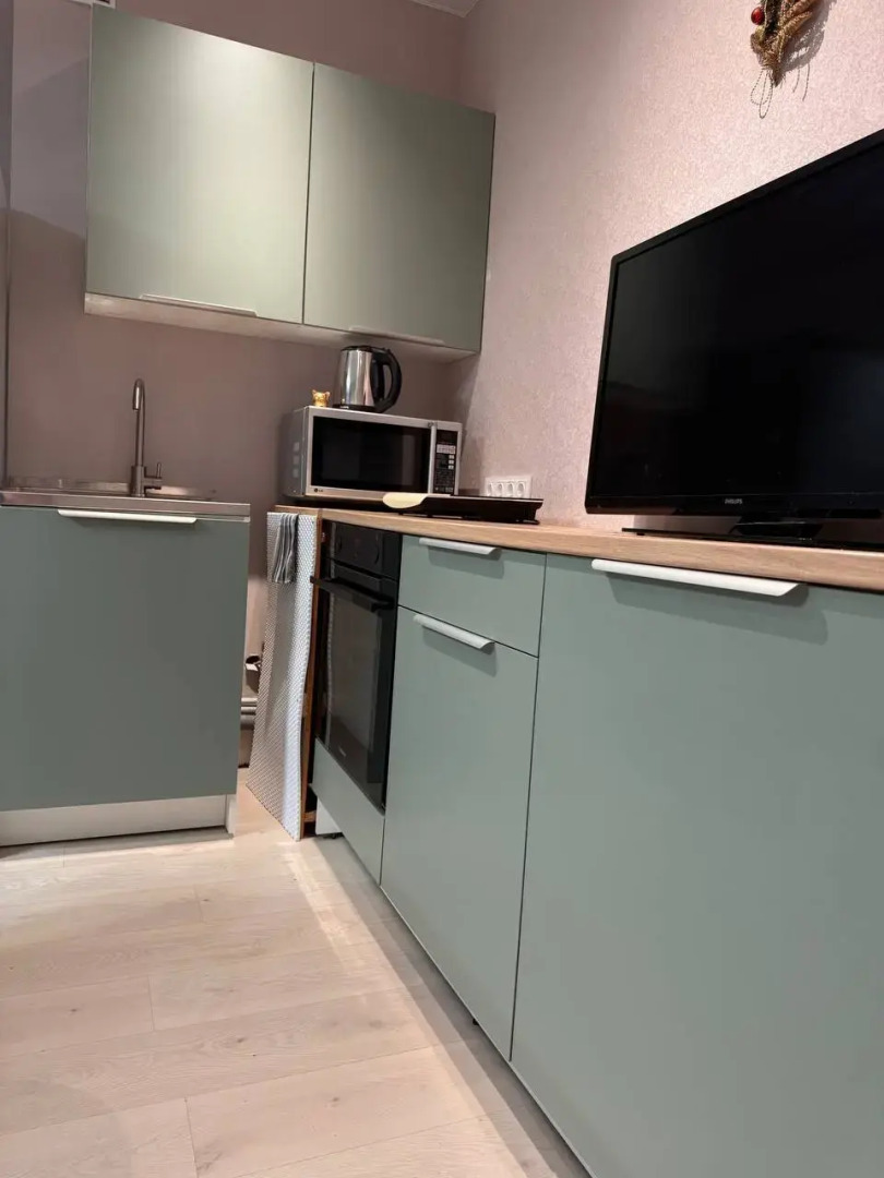 Квартира ЕвроДвушка Аксакова 81/1 на 17 Этаже до 7 Чел