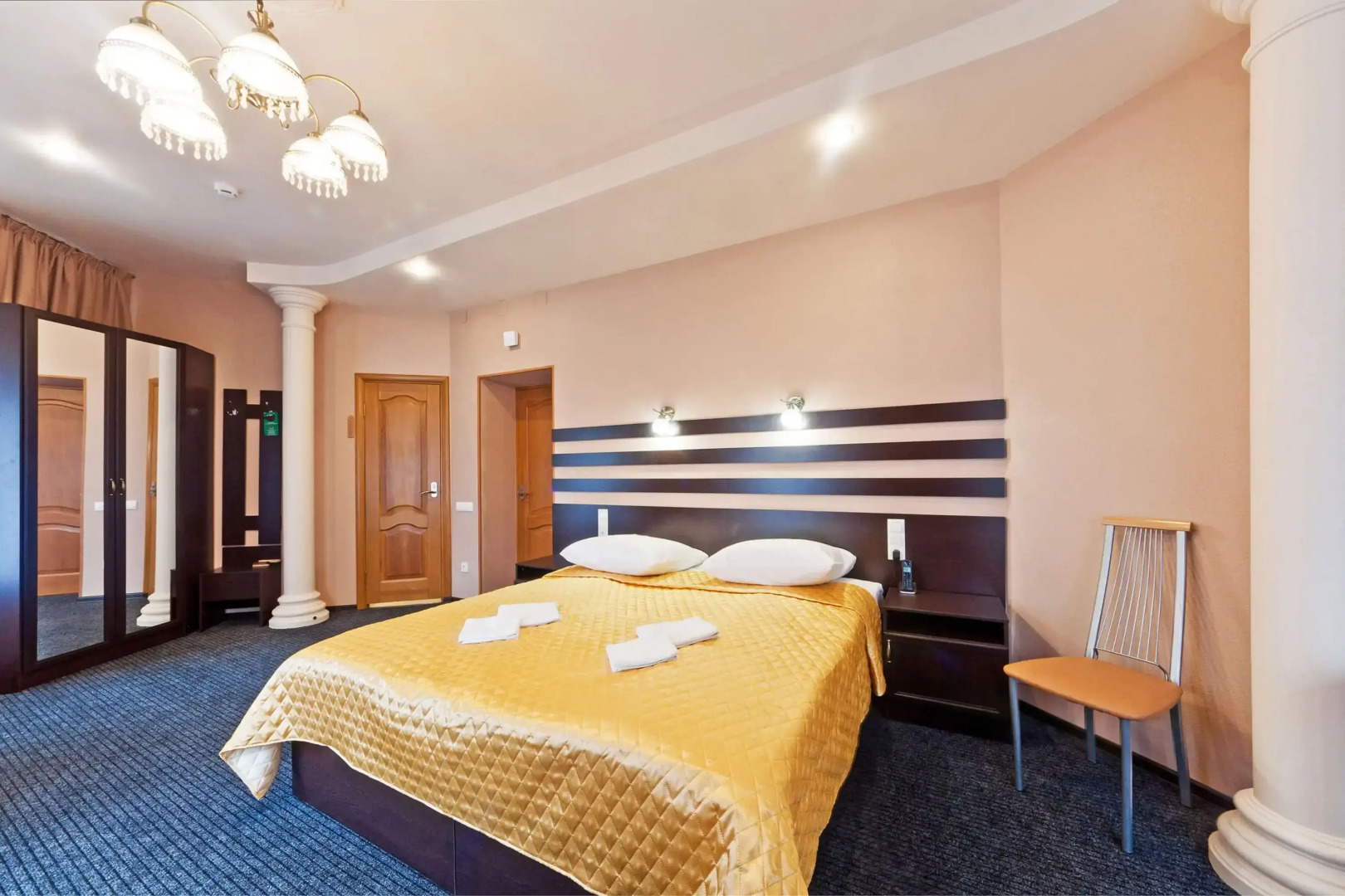 Отель Виктория