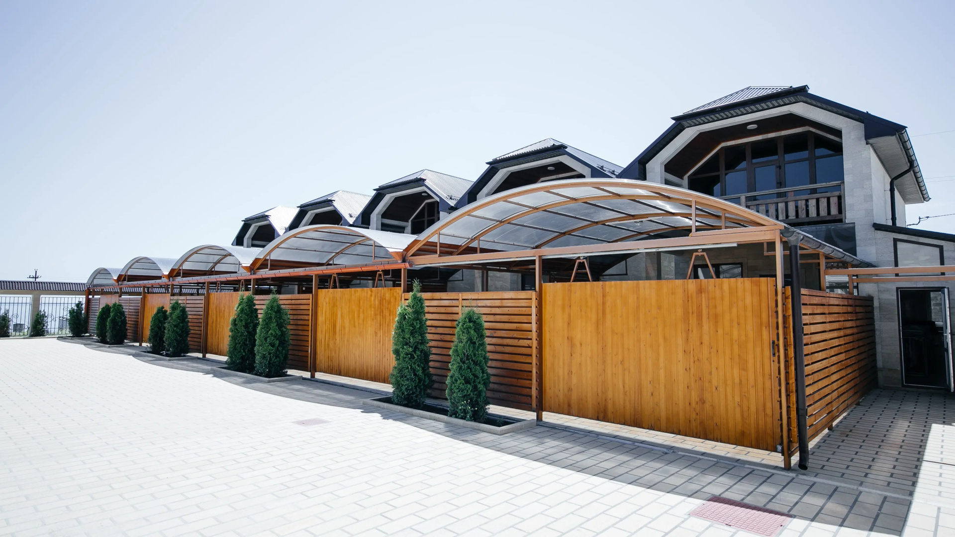 Golden Beach Hotel