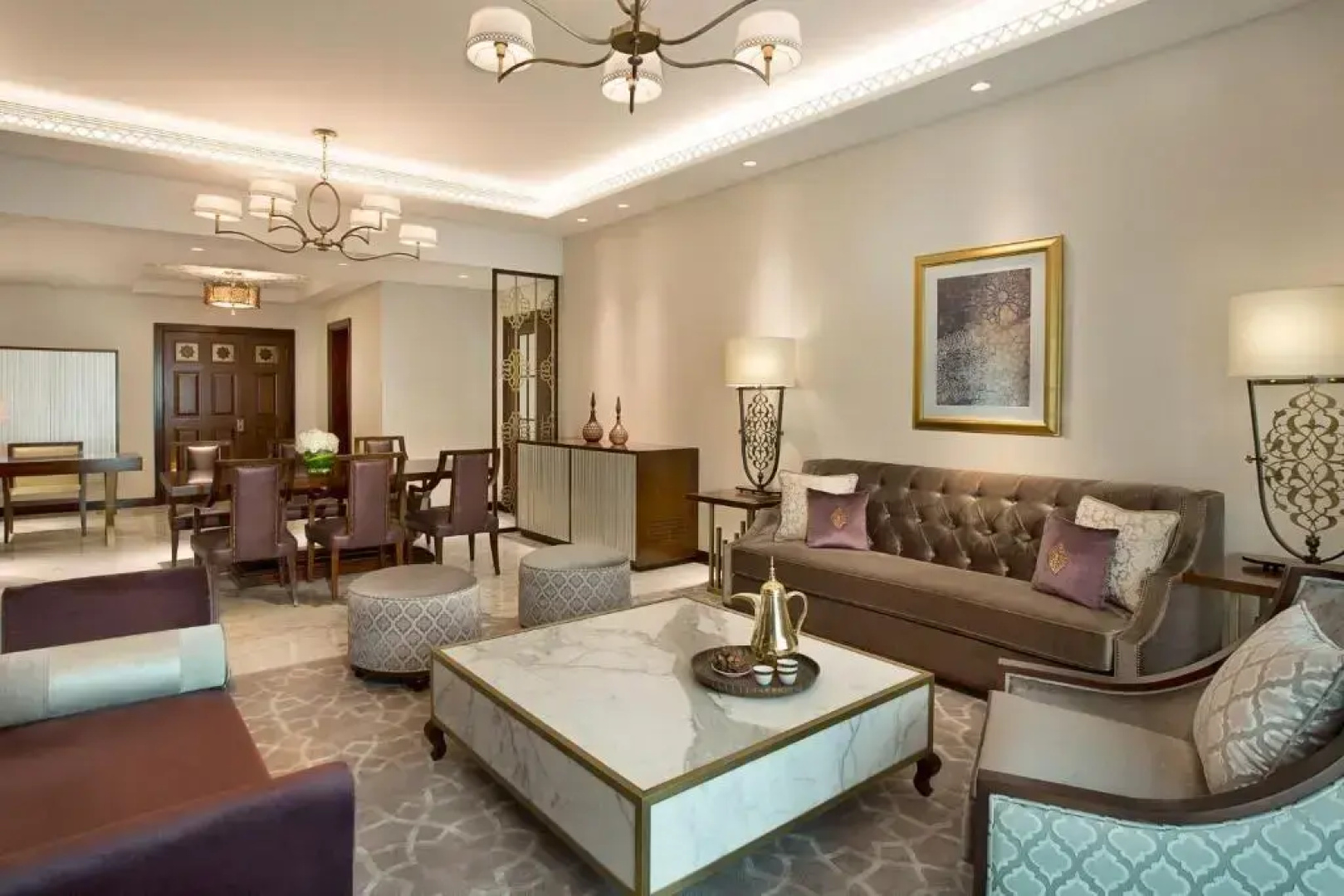 Отель The Ritz-Carlton, Dubai