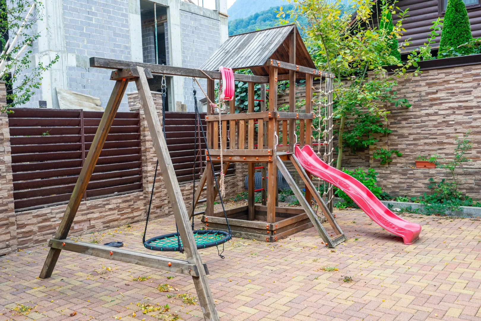 Апартаменты Дизайнерская студия около подъемника