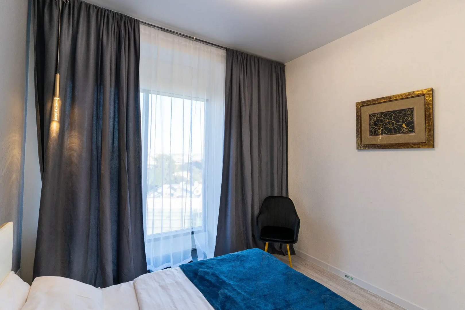 Апартаменты Азимут VIP 1