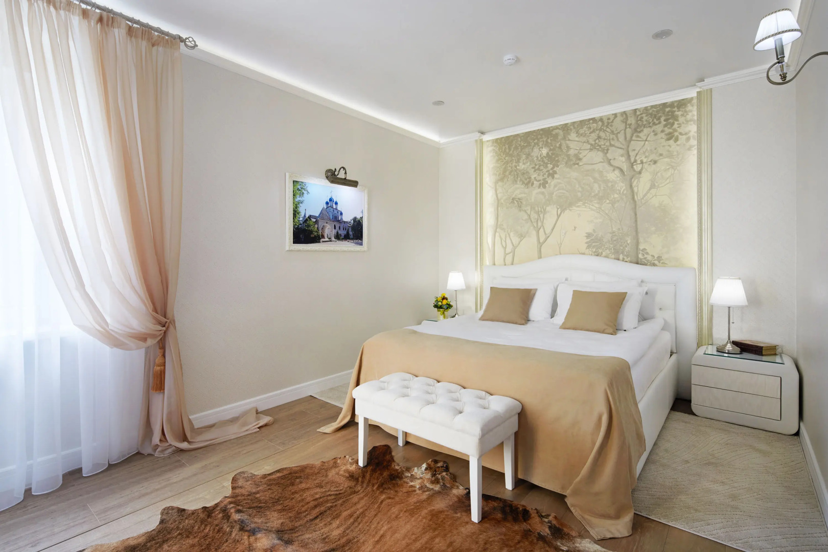 Отель Клевер