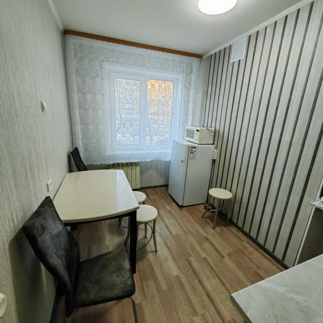 Квартира двухкомнатная на Металлургов 15