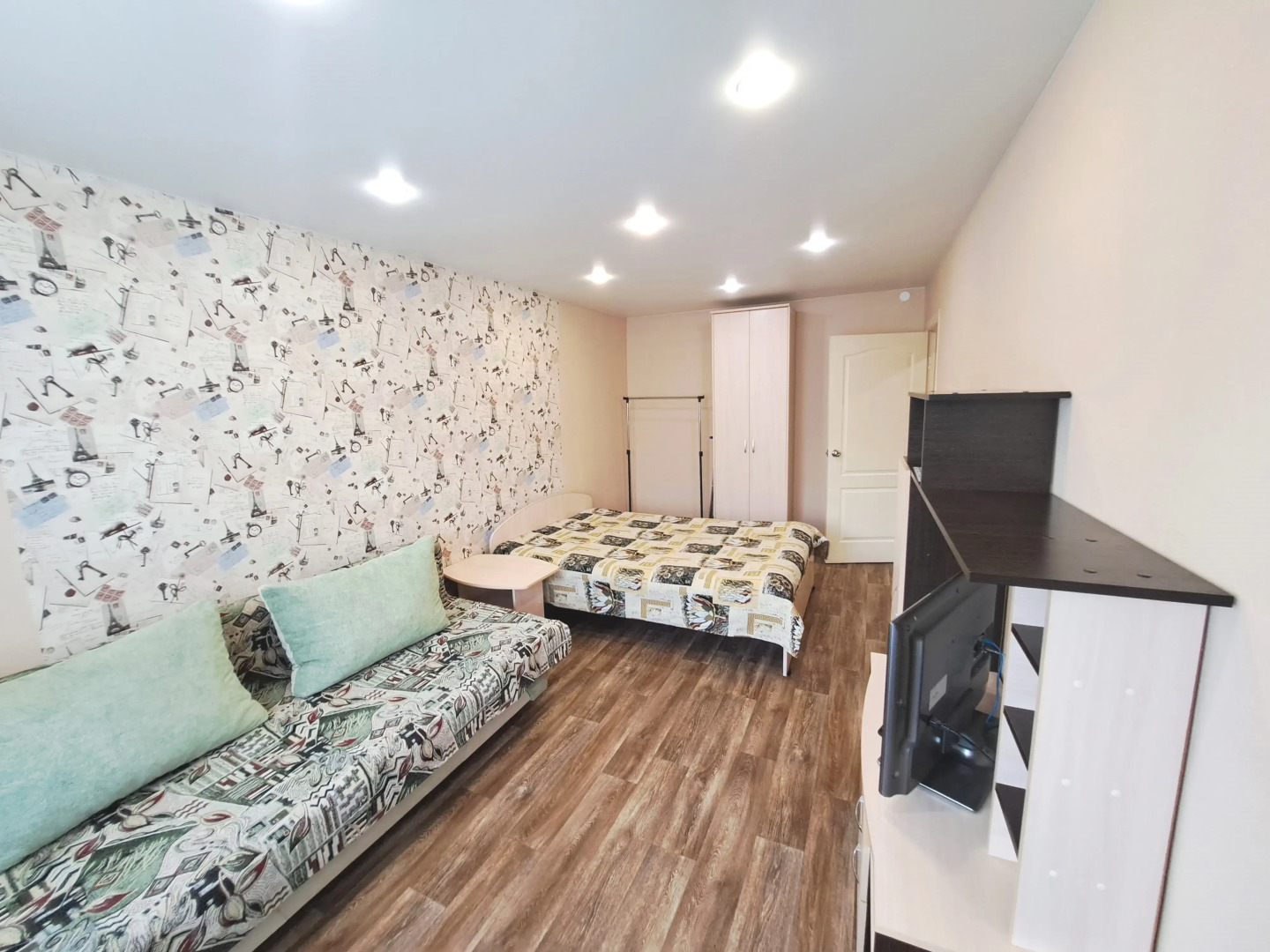 Квартира Двухкомнатная Пушкина 10