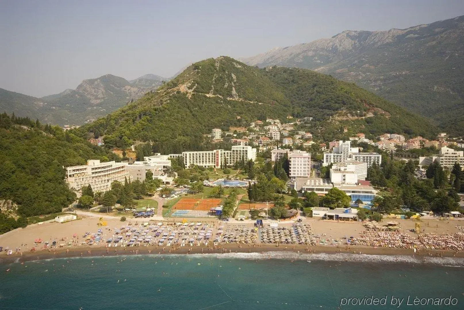 Отель Iberostar Bellevue