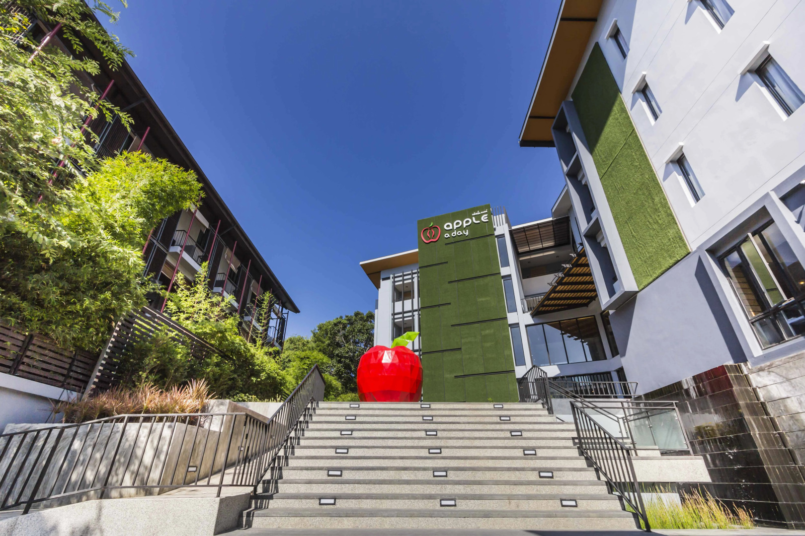 Курортный отель Apple A Day Resort