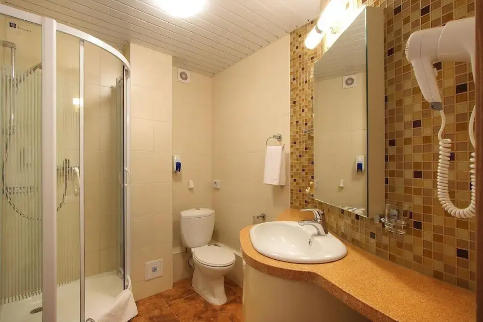 A-ОТЕЛЬ Лайнер Аэропорт Екатеринбург