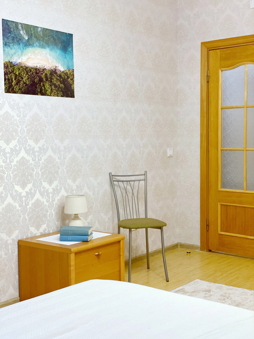 Квартира 1-комнатная у метро Проспект Славы