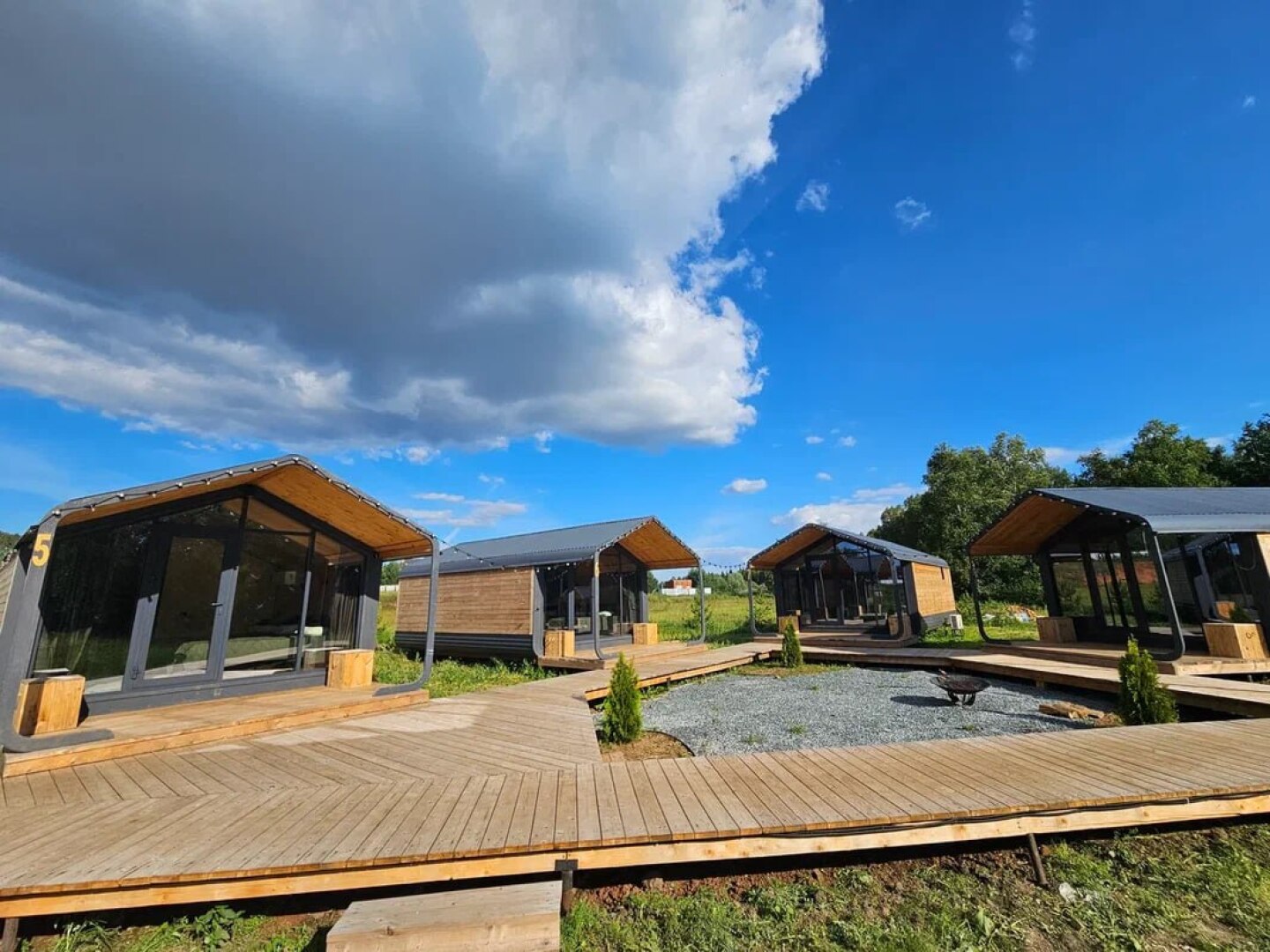 Глэмпинг Biathlon Village