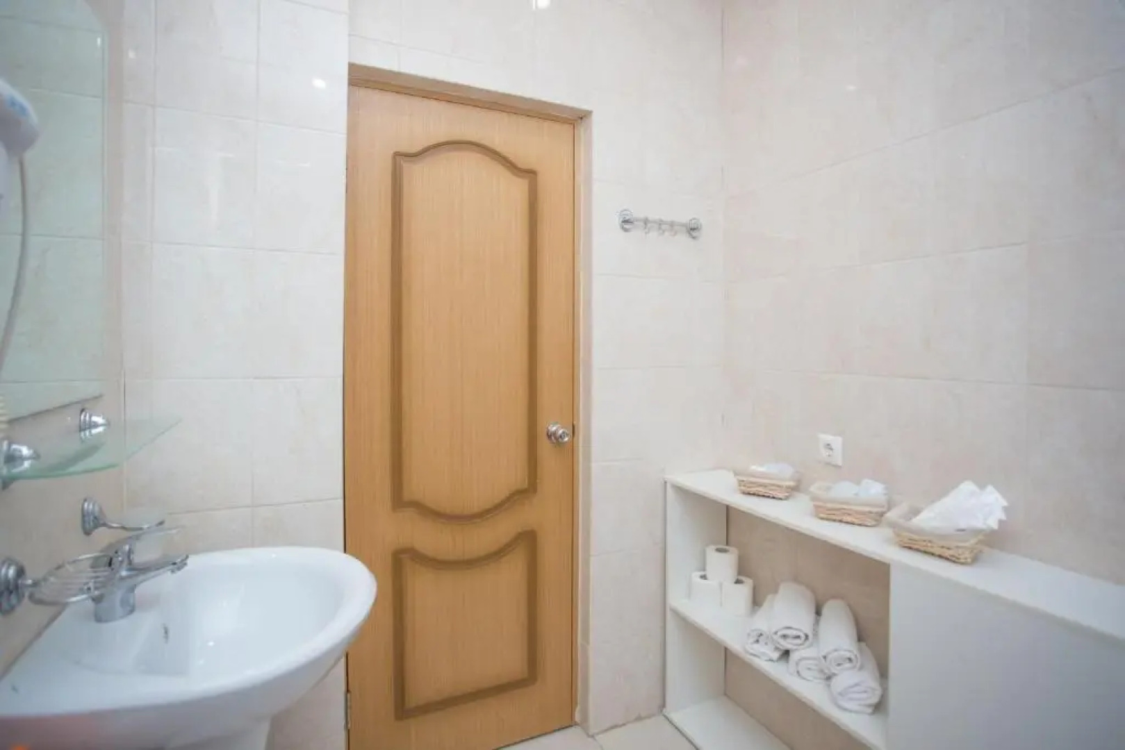 Отель Цветной 5