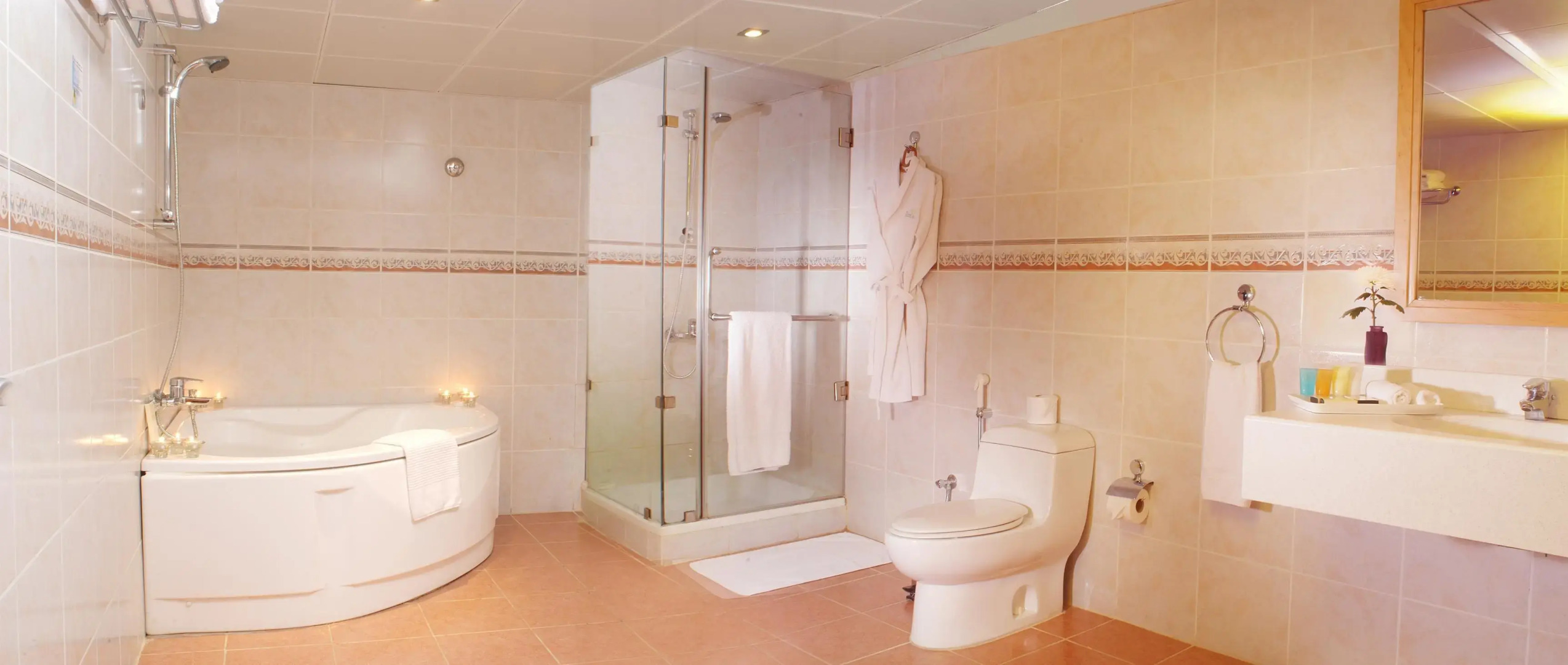 The Palms Beach Hotel And Spa