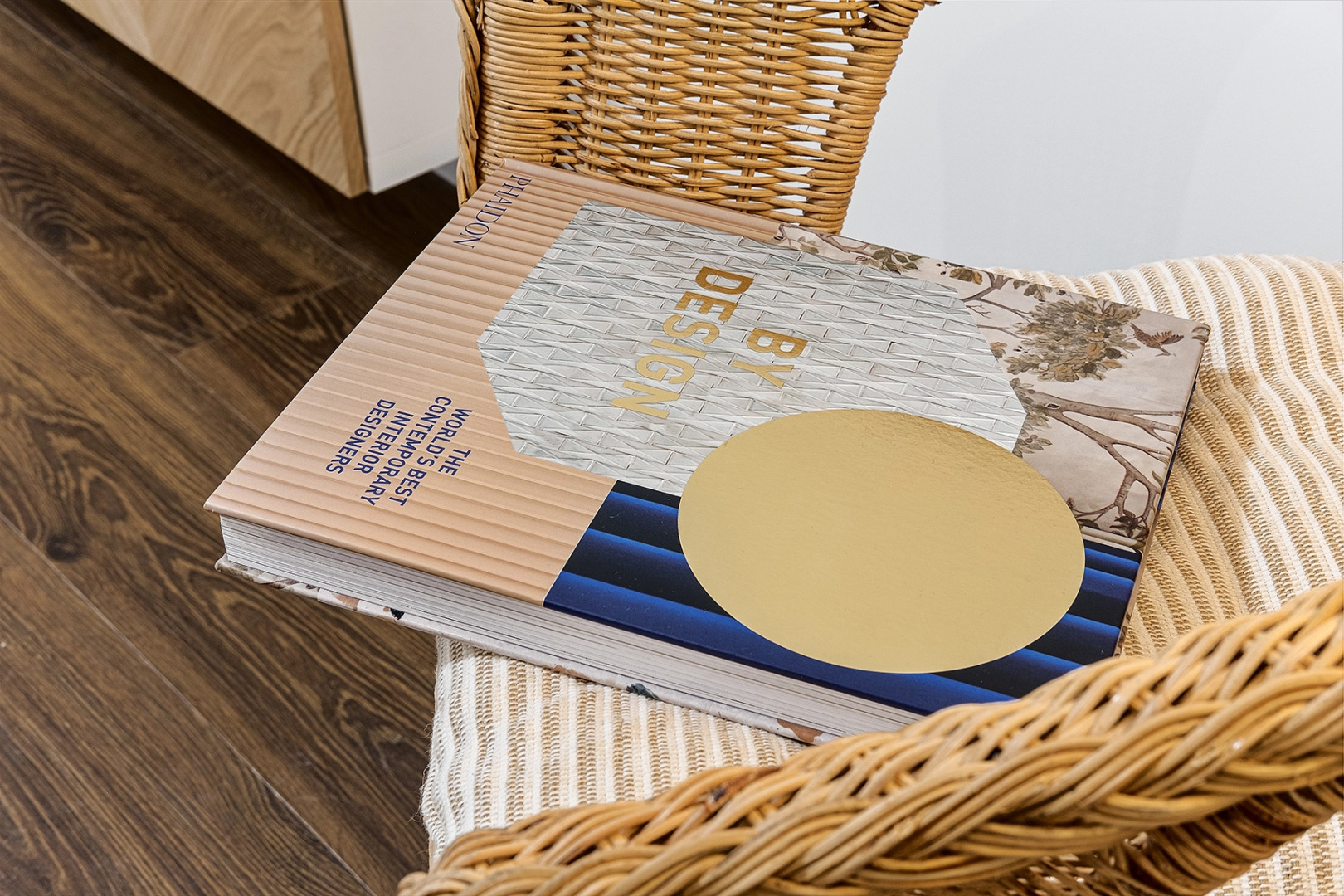 Апартаменты F-Apart светлые и современные