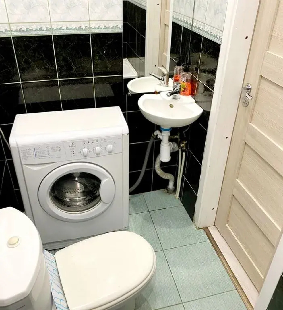 Апартаменты с Панорамным Окном и Видом на Красную Площадь