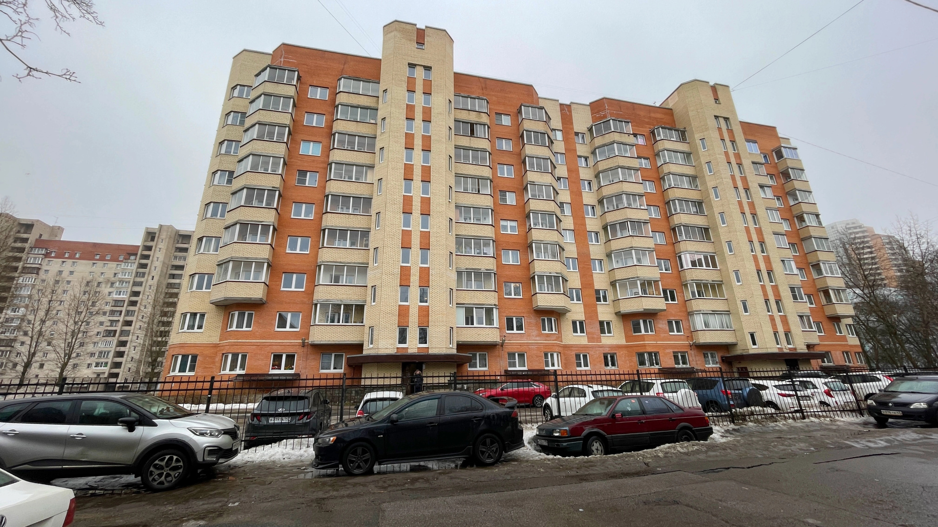 Квартира 1-комнатная у метро Проспект Славы
