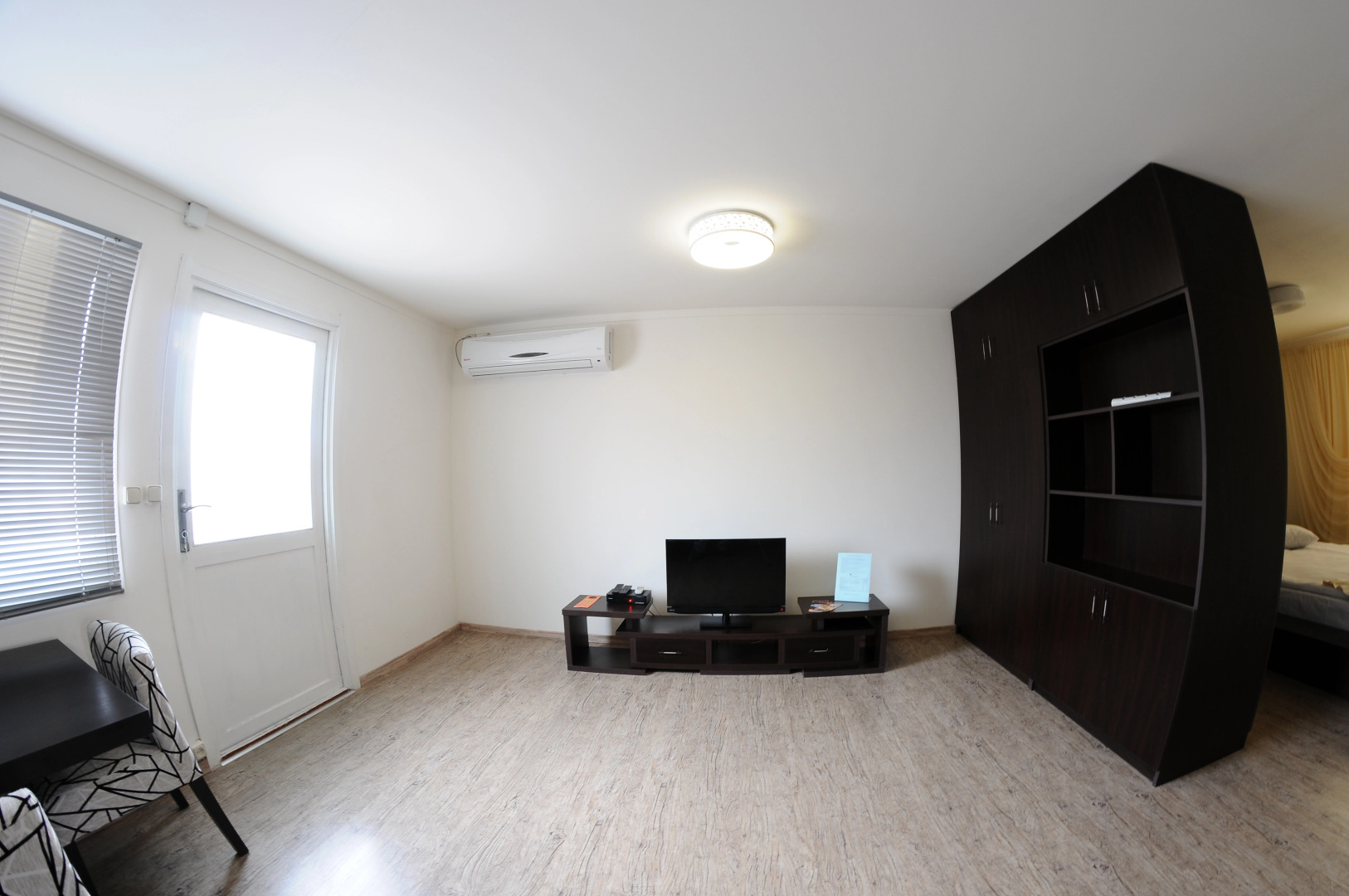 Отель Cross Resort