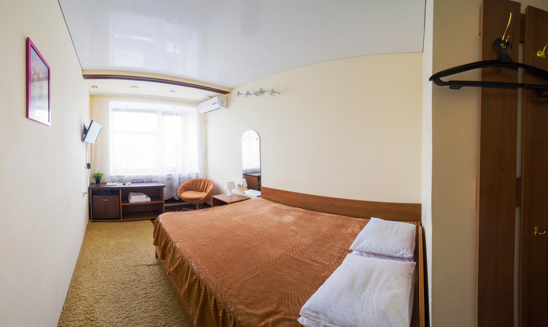 Отель Абсолют