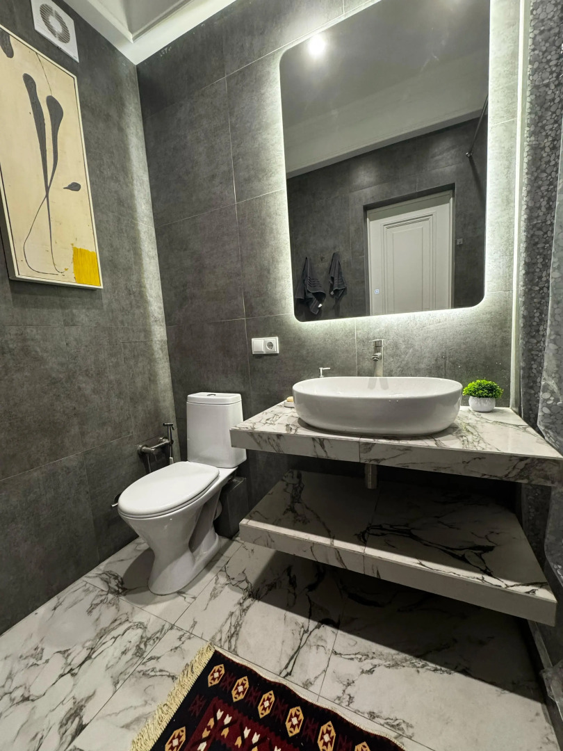 Квартира Трехкомнатная уютная с потрясающим видом на море