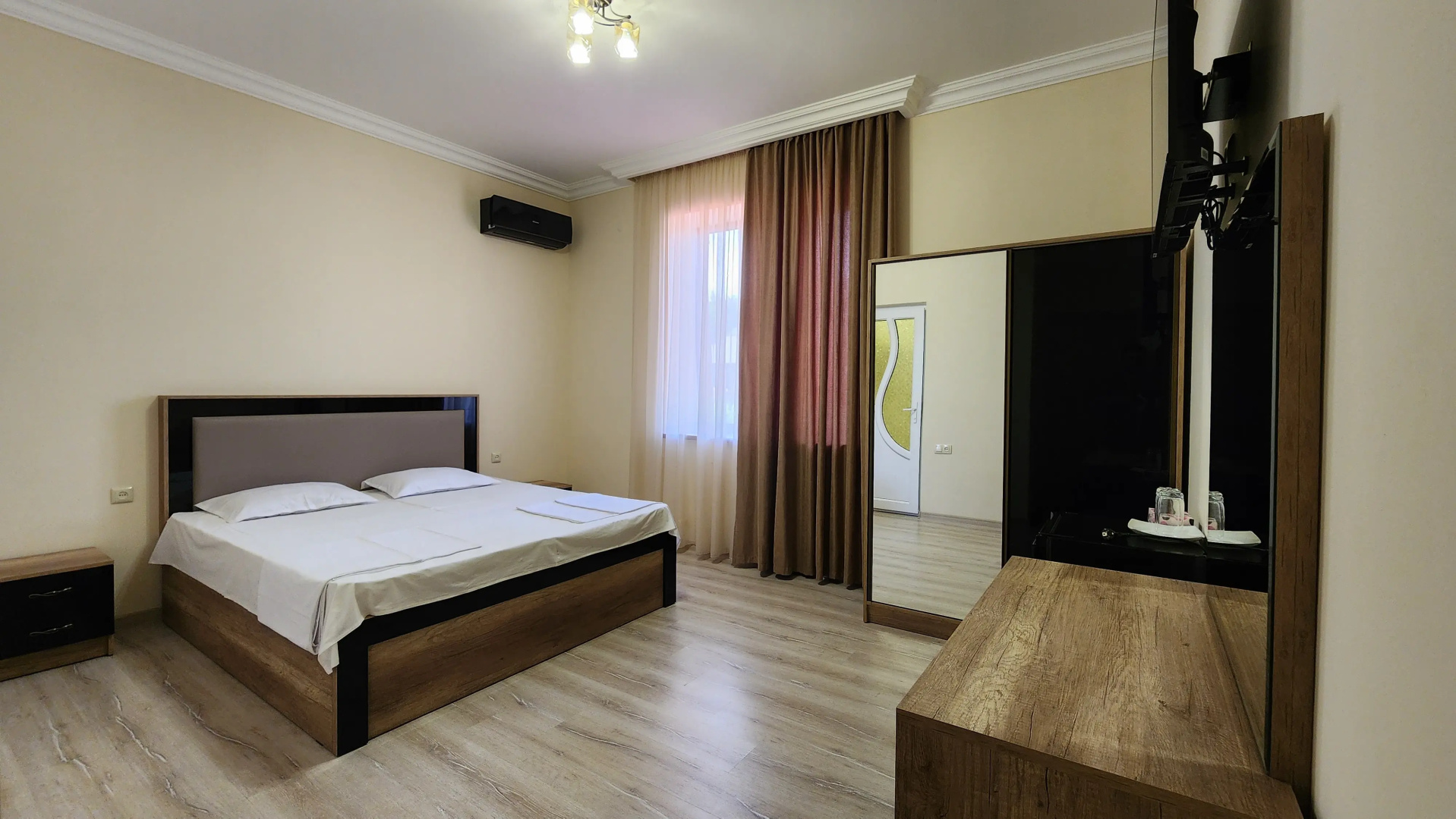 Отель Golden Resort