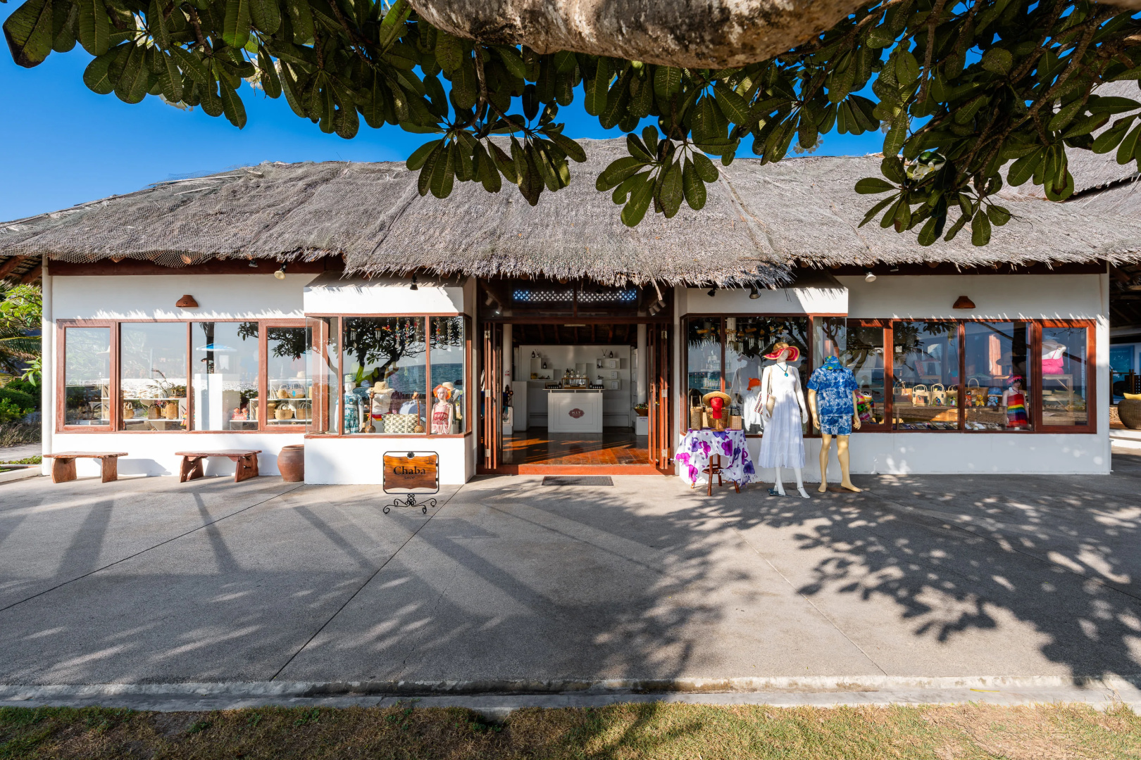 Отель Saii Phi Phi Island Village