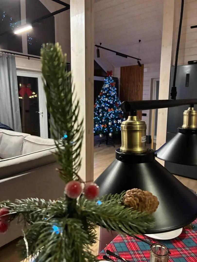 Частный дом Домик в лесу с камином и банным чаном