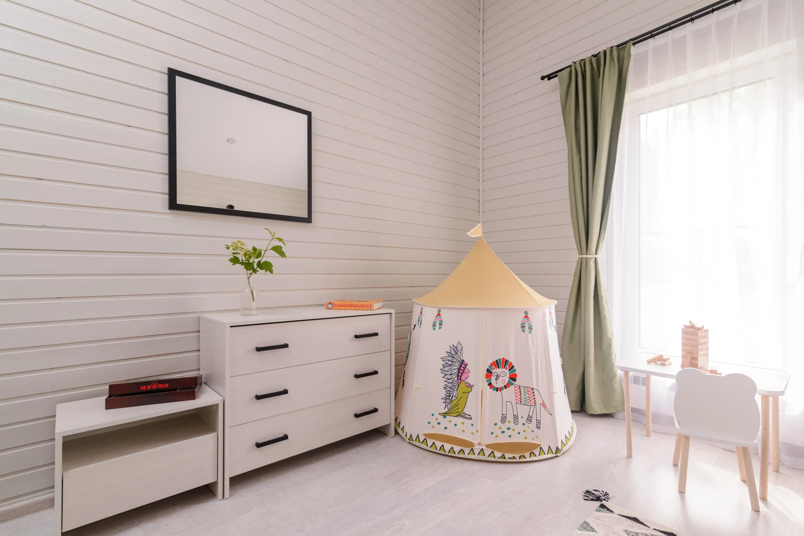 Частный дом в поселке у водохранилища