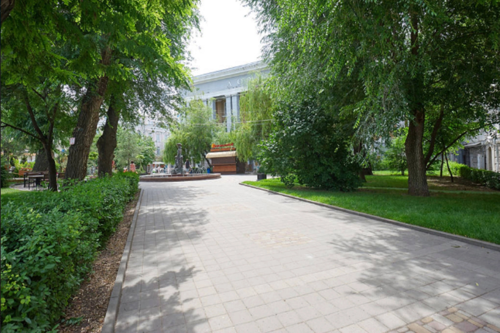 Квартира  Большая Садовая 39 А
