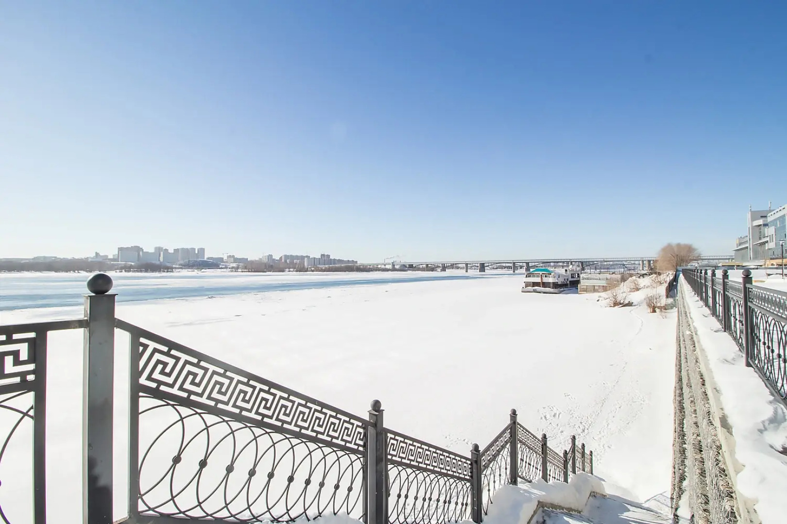 Апартаменты Стильные на Набережной Оби